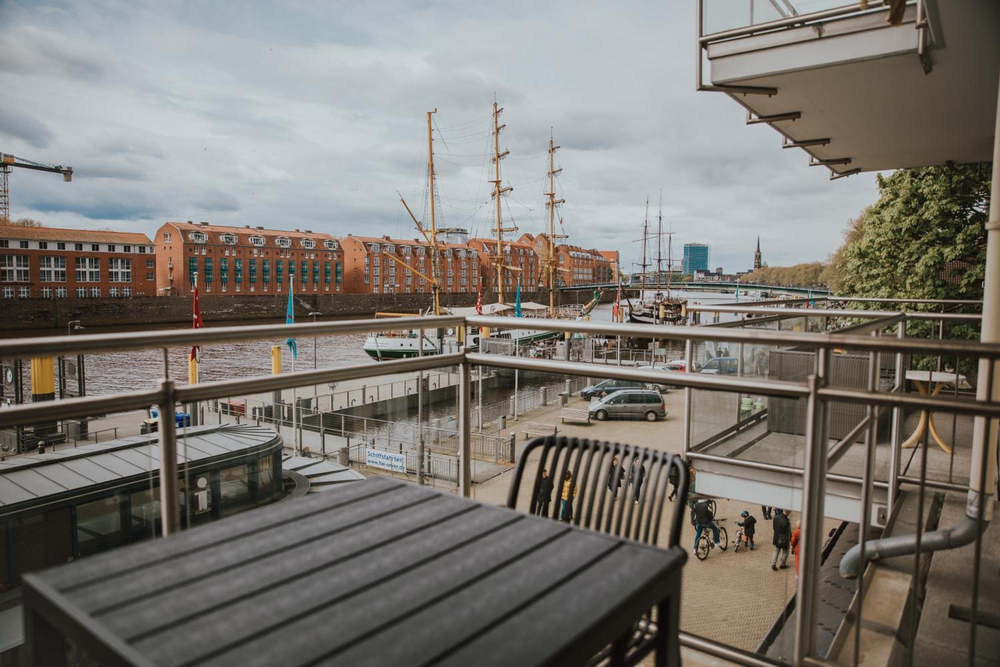 Moderne Wohnung Mit Weserblick Und Uferpromenade Brema Exterior foto
